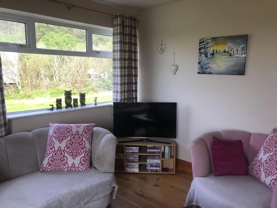 Rosie'S Pad Louisburgh Exterior foto